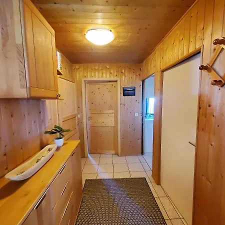 Holiday home Huus Gitti *